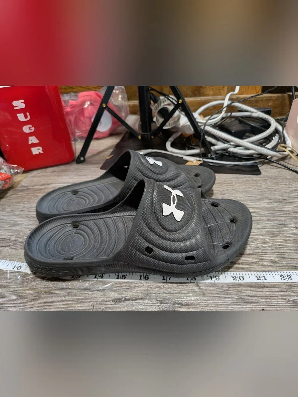 Under Armor Black Slides Men's Size 7